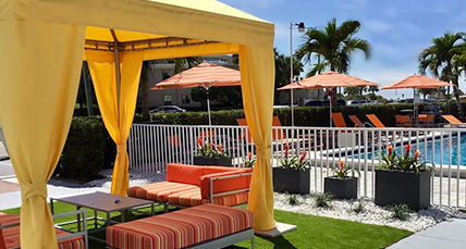 Welcome To St Pete Beach Suites - Poolside Cabanas