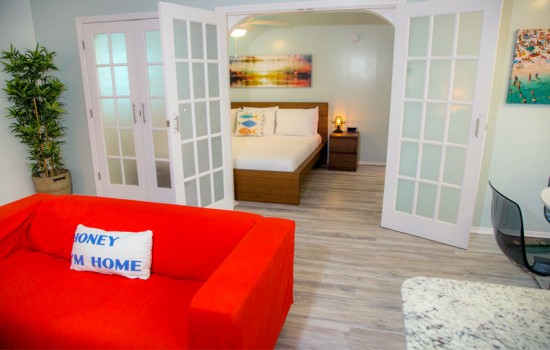 Welcome To St Pete Beach Suites - 1 Bedroom King Suite