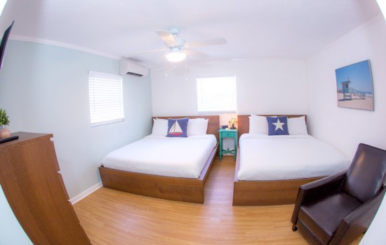 1 BEDROOM SUITE 2 QUEENS – NON SMOKING